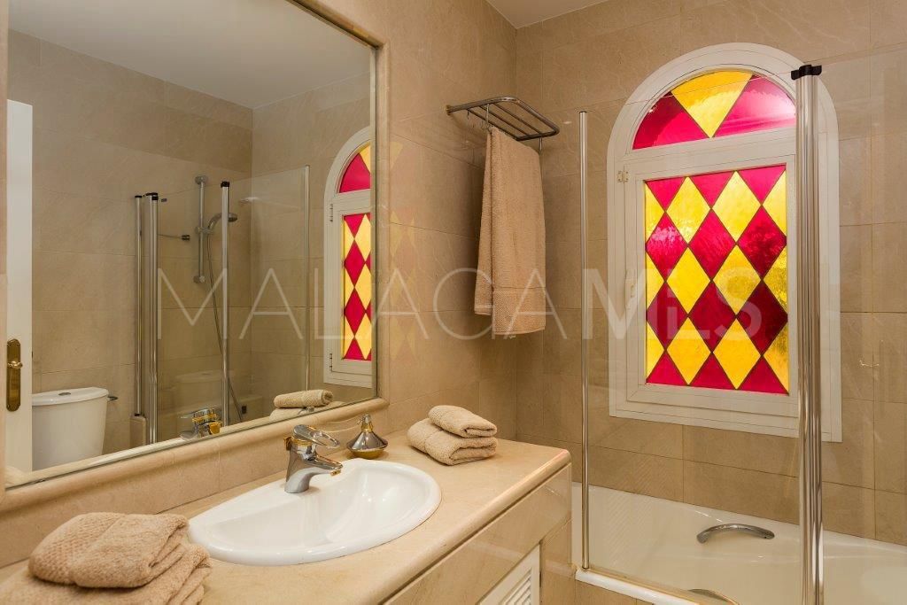 Villa for sale in La Quinta Golf