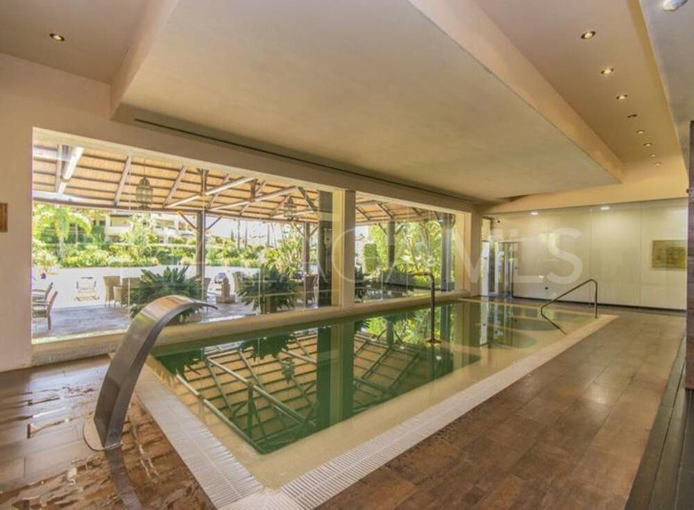 Markplanslägenhet for sale in Los Capanes del Golf