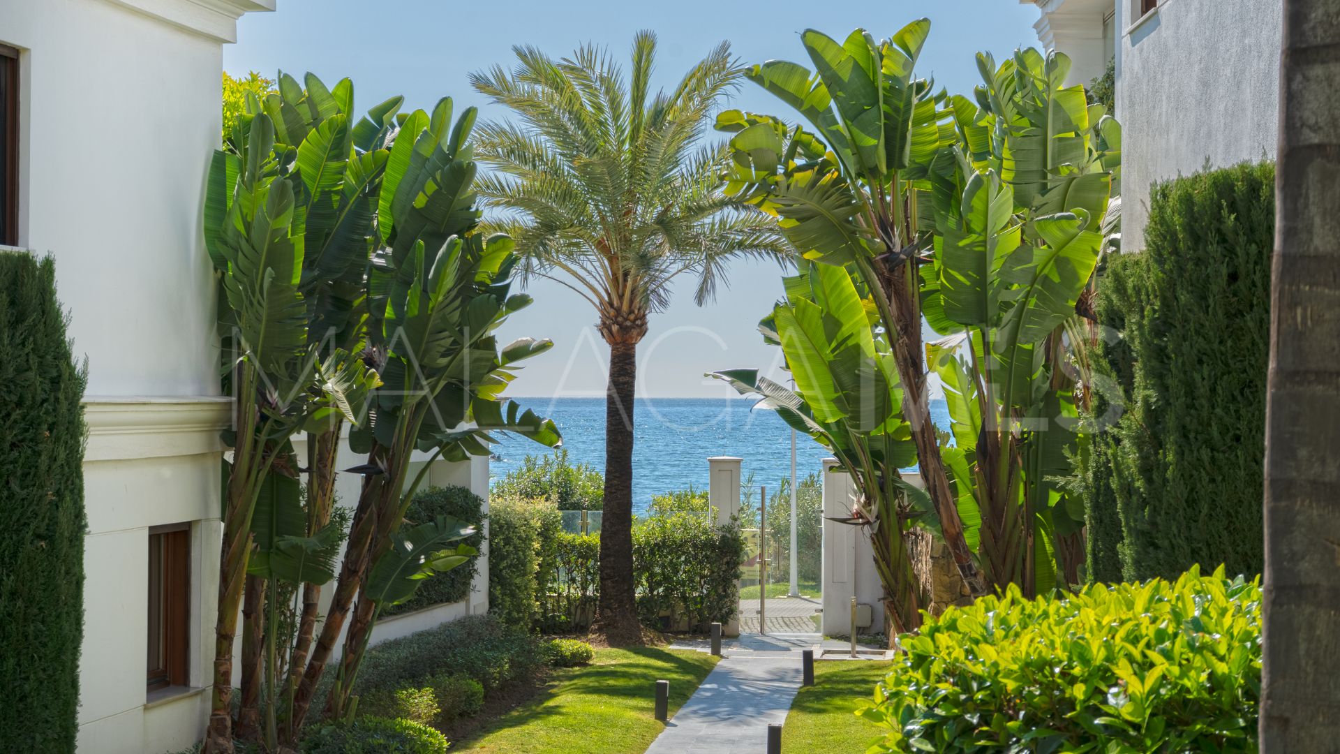 Apartamento planta baja with 2 bedrooms for sale in Doncella Beach