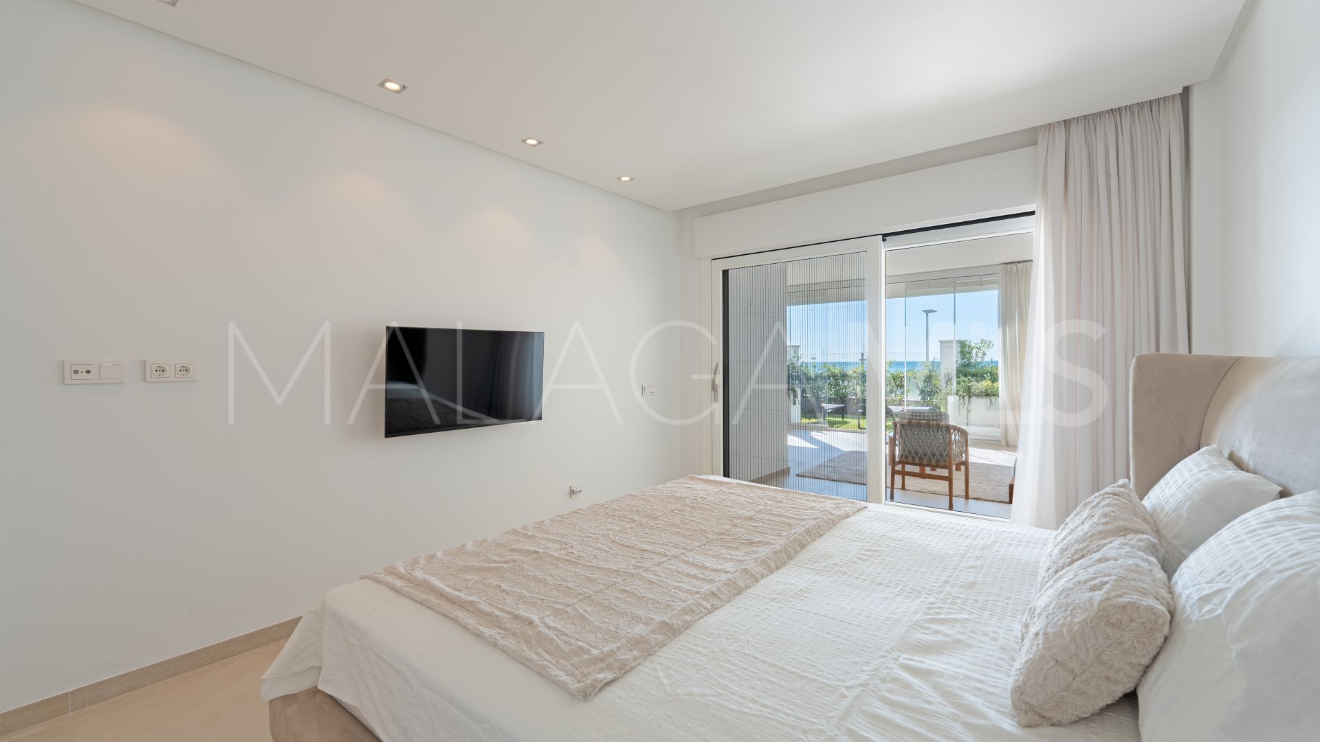 Apartamento planta baja with 2 bedrooms for sale in Doncella Beach