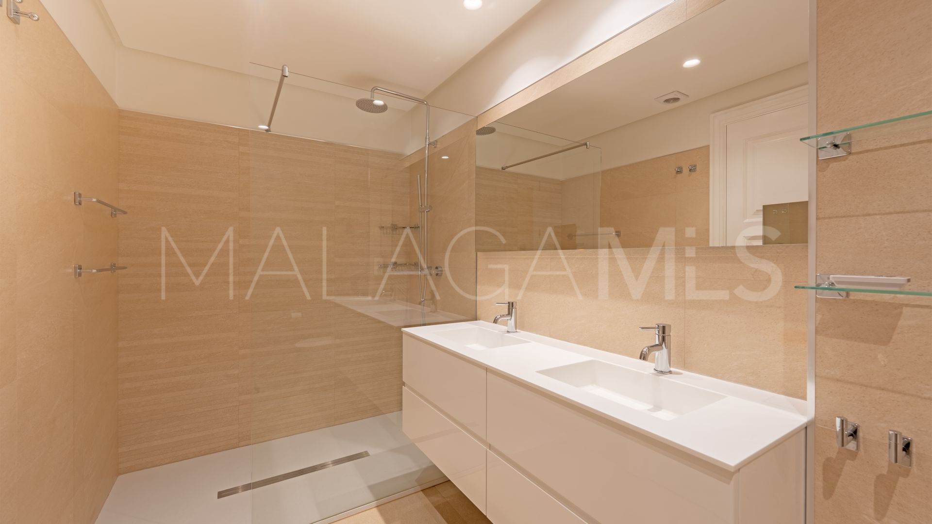 Apartamento planta baja with 2 bedrooms for sale in Doncella Beach