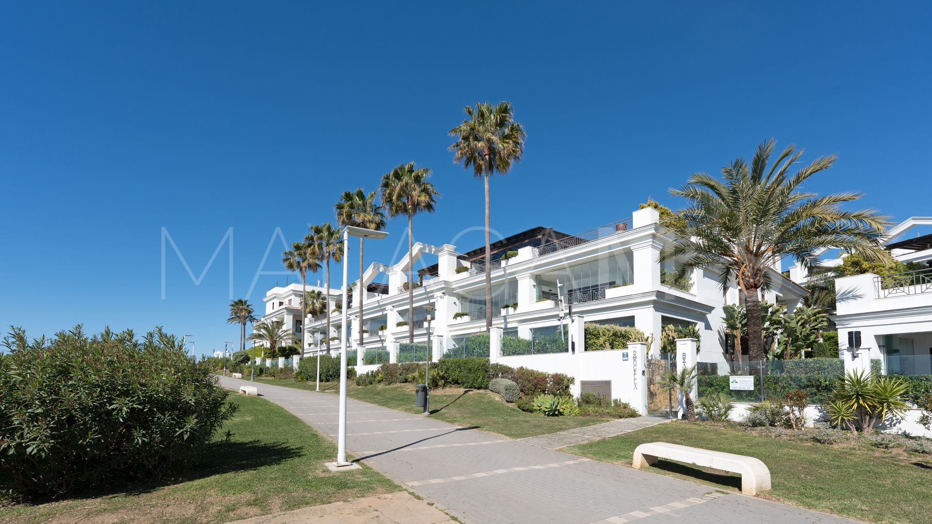 Apartamento planta baja with 2 bedrooms for sale in Doncella Beach