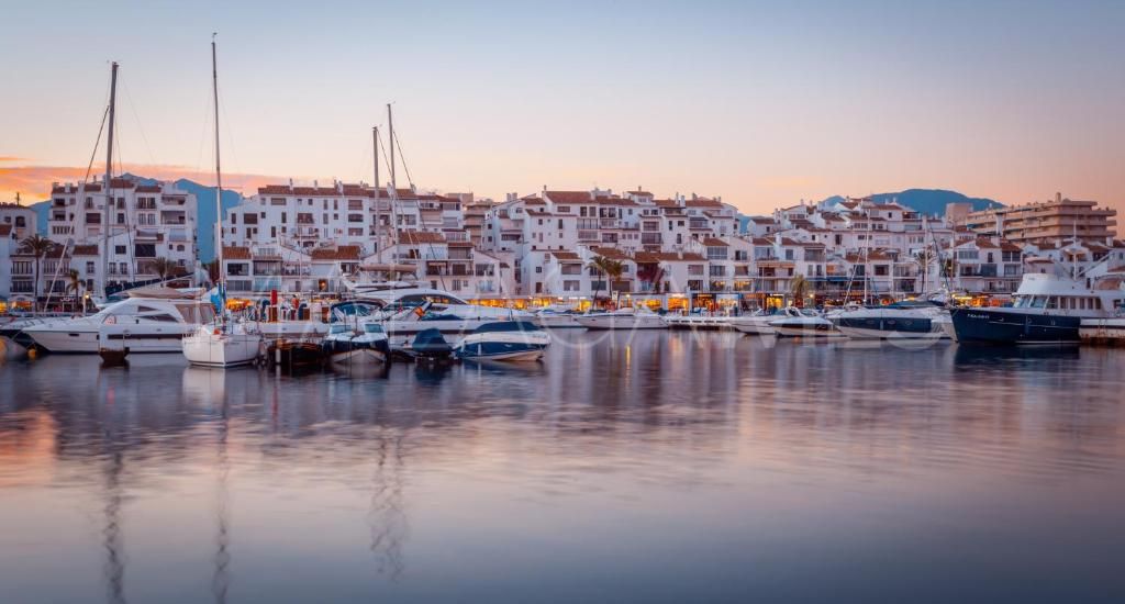 For sale apartment in Playas del Duque with 2 bedrooms