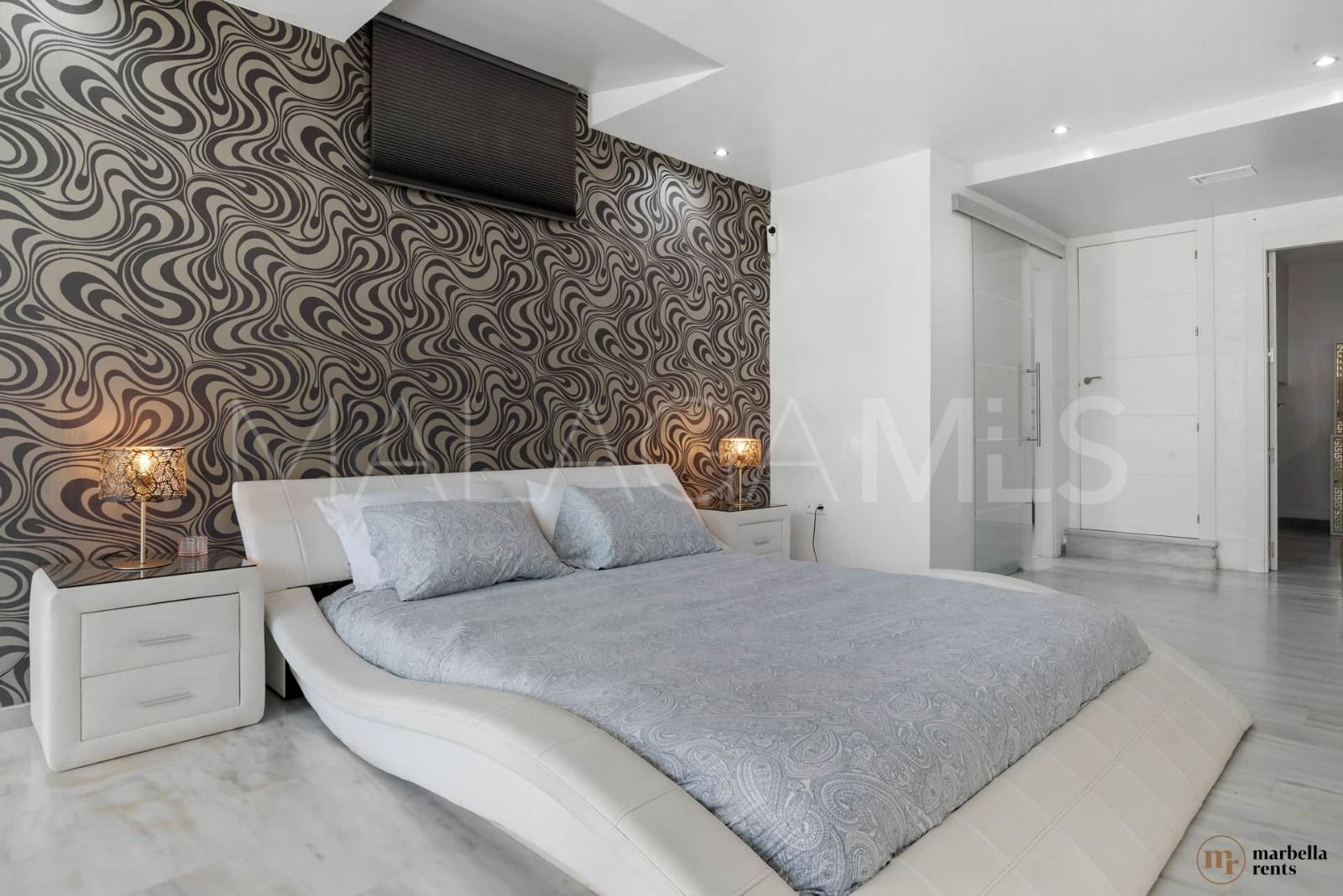 6 bedrooms semi detached house in Artola for sale