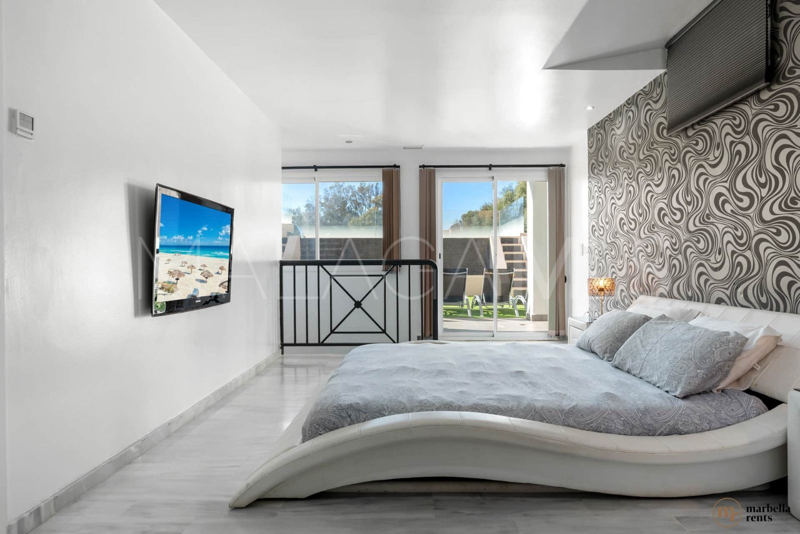 6 bedrooms semi detached house in Artola for sale