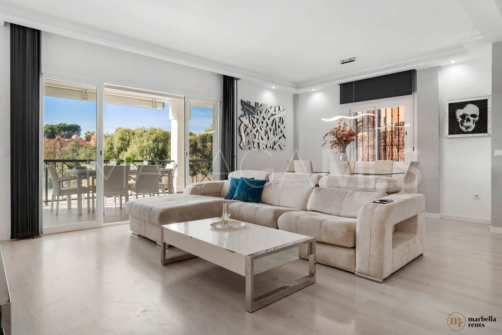 6 bedrooms semi detached house in Artola for sale