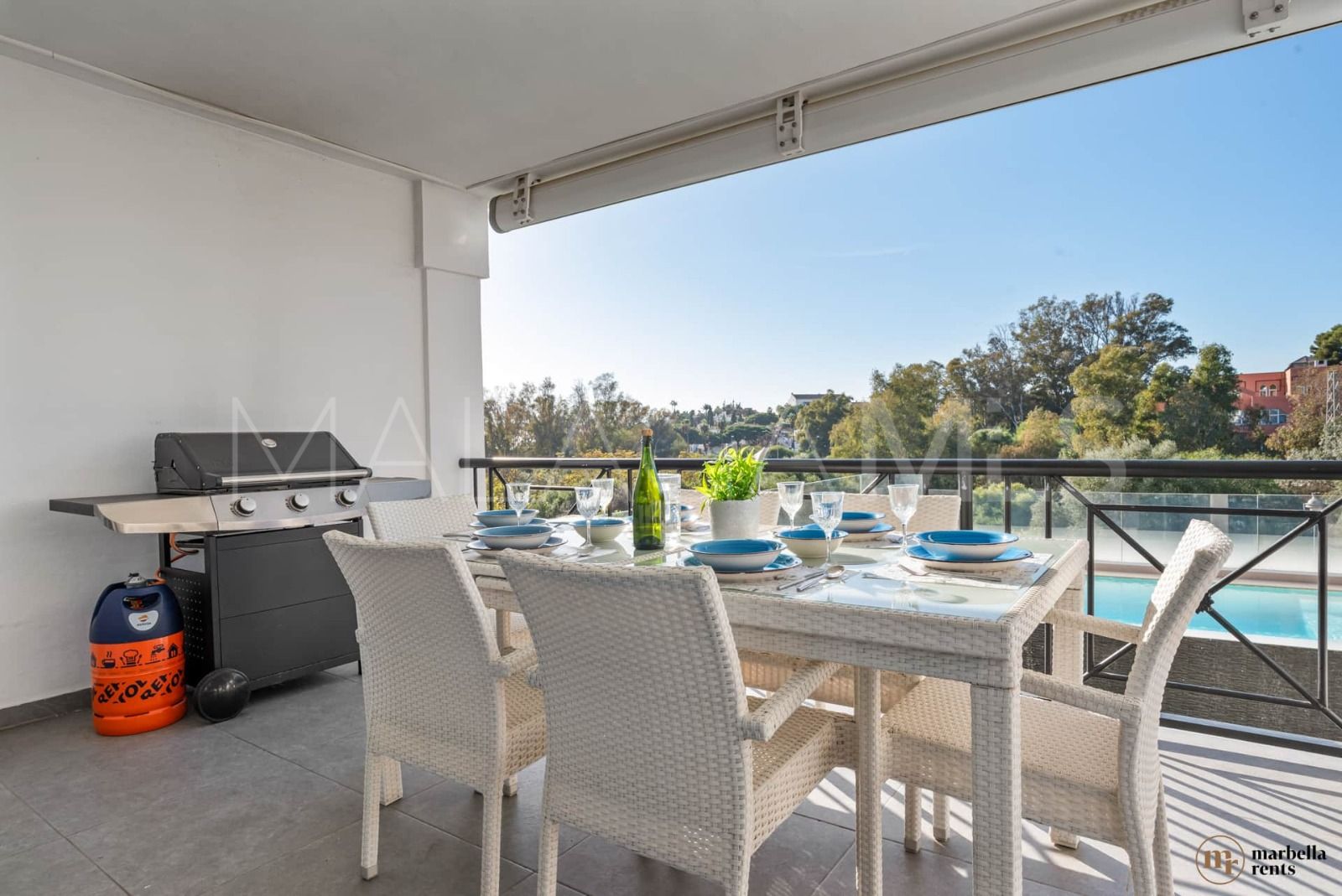 6 bedrooms semi detached house in Artola for sale