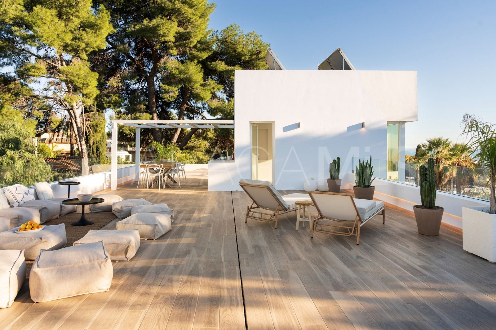 Villa for sale in Las Brisas