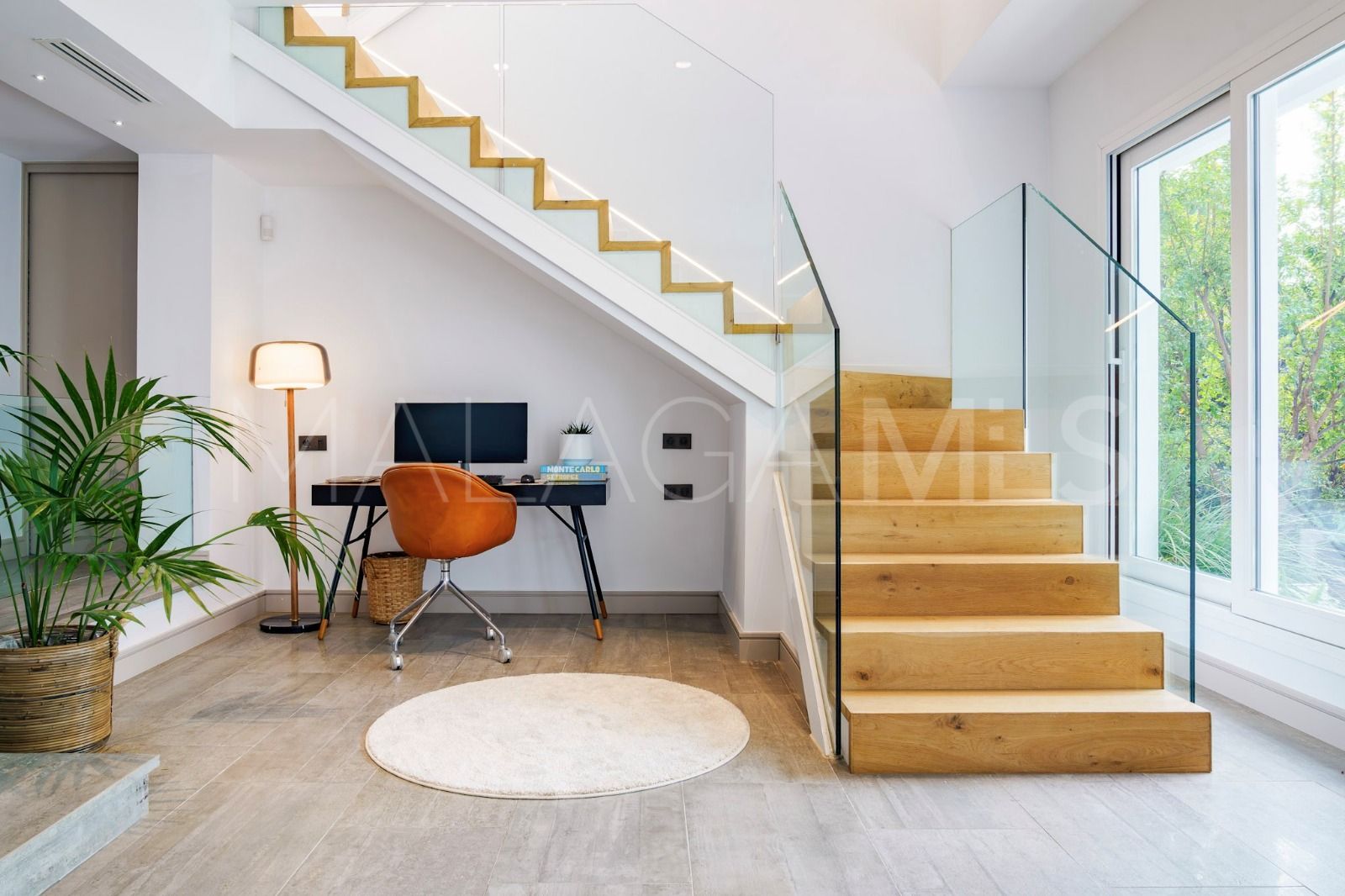 Villa for sale in Las Brisas