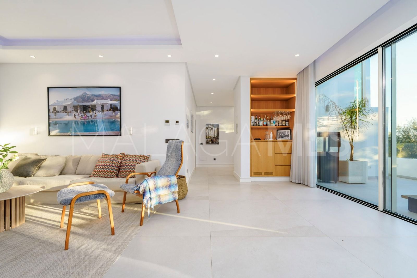 Villa for sale in Las Brisas