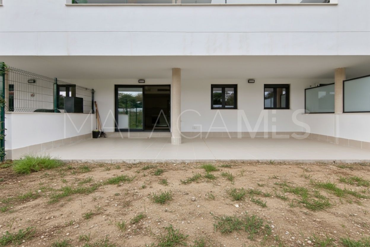 For sale Estepona East 2 bedrooms ground floor apartment