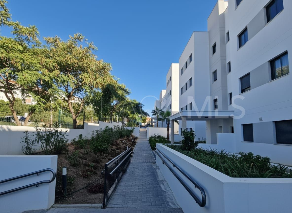 For sale Estepona East 2 bedrooms ground floor apartment