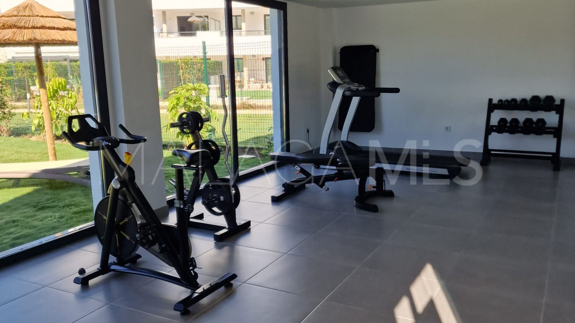 For sale Estepona East 2 bedrooms ground floor apartment