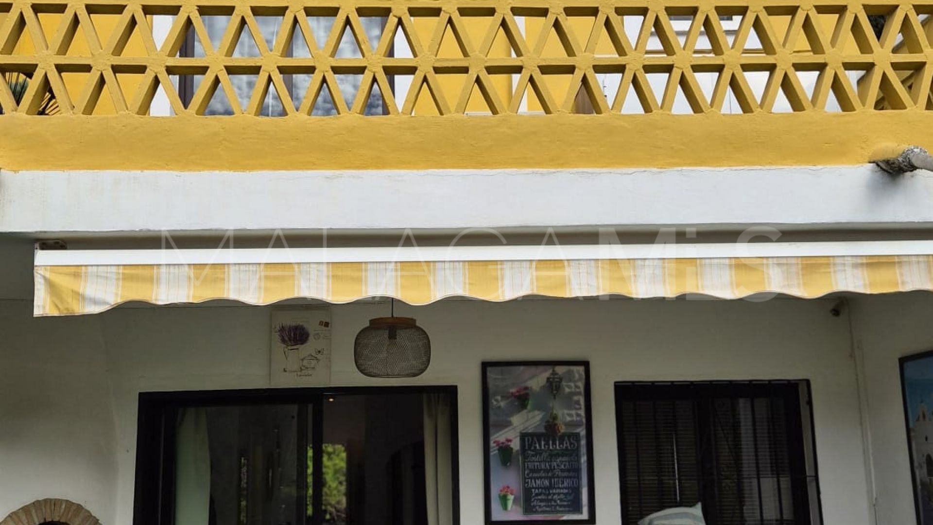 Radhus for sale in Sitio de Calahonda