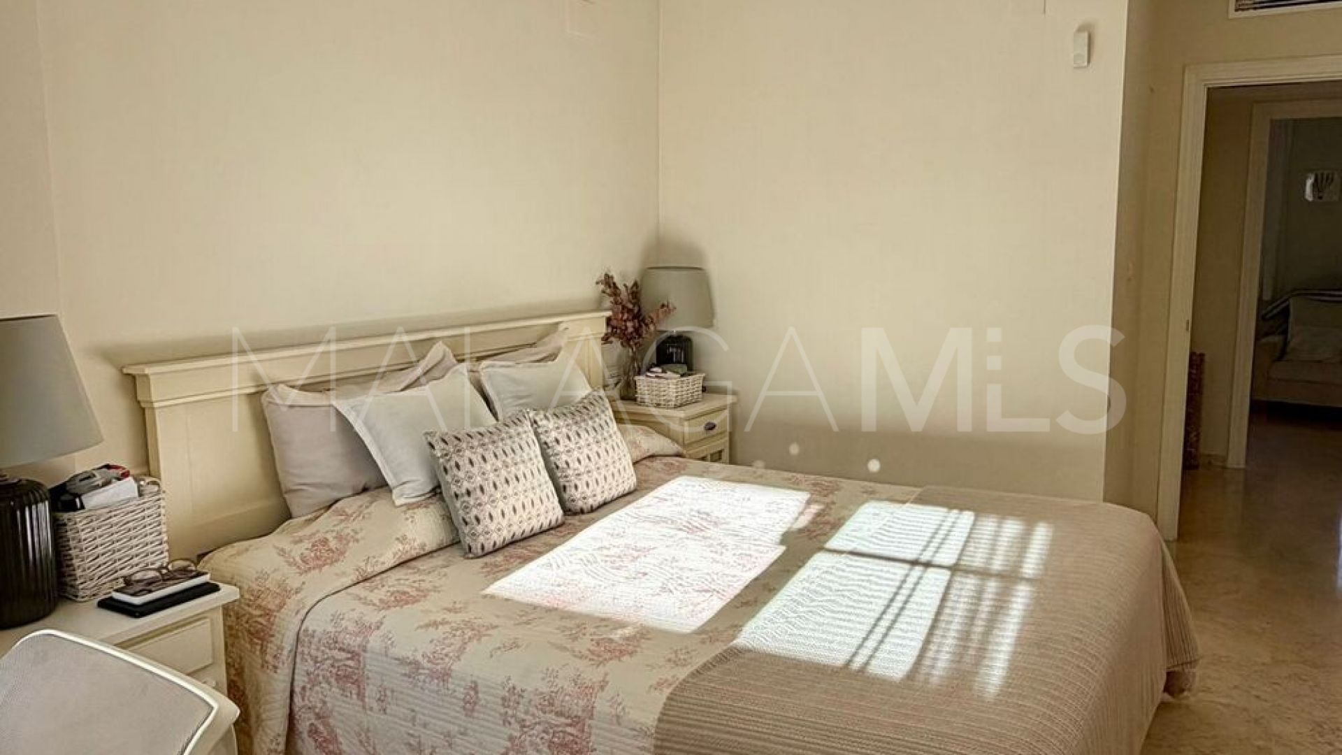 Lägenhet for sale in Las Lomas de Rio Real