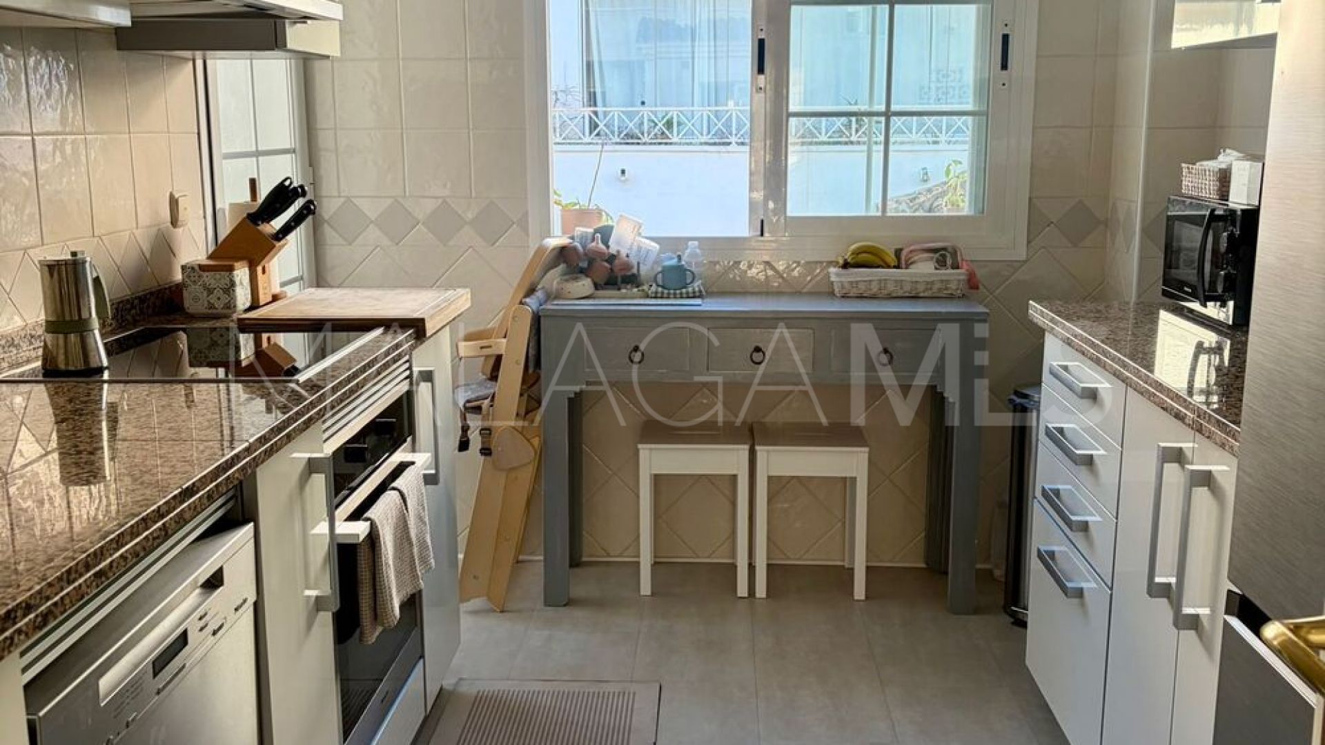 Lägenhet for sale in Las Lomas de Rio Real