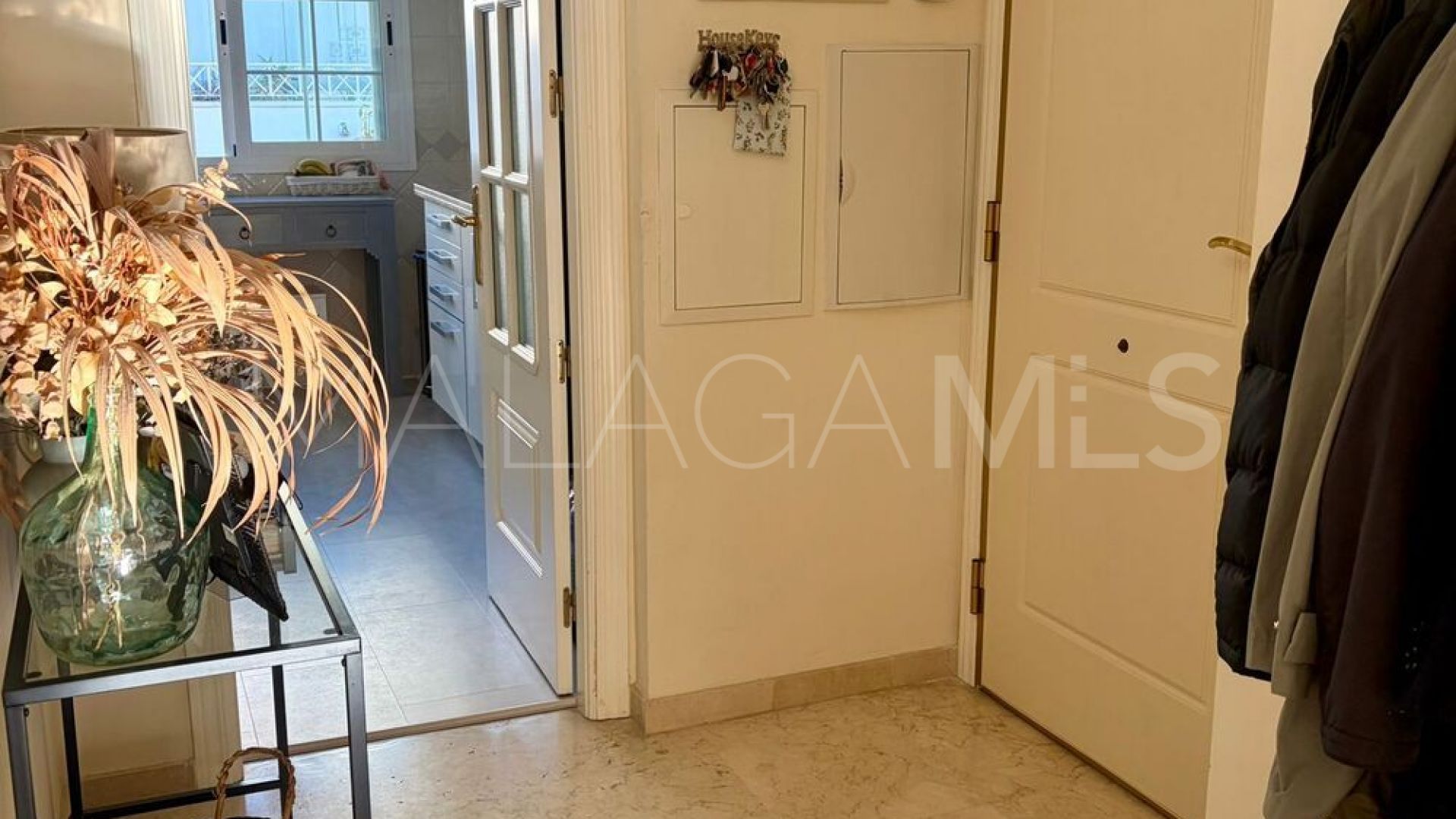 Lägenhet for sale in Las Lomas de Rio Real