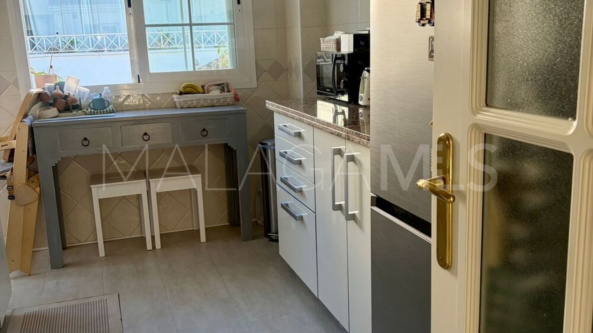 Lägenhet for sale in Las Lomas de Rio Real