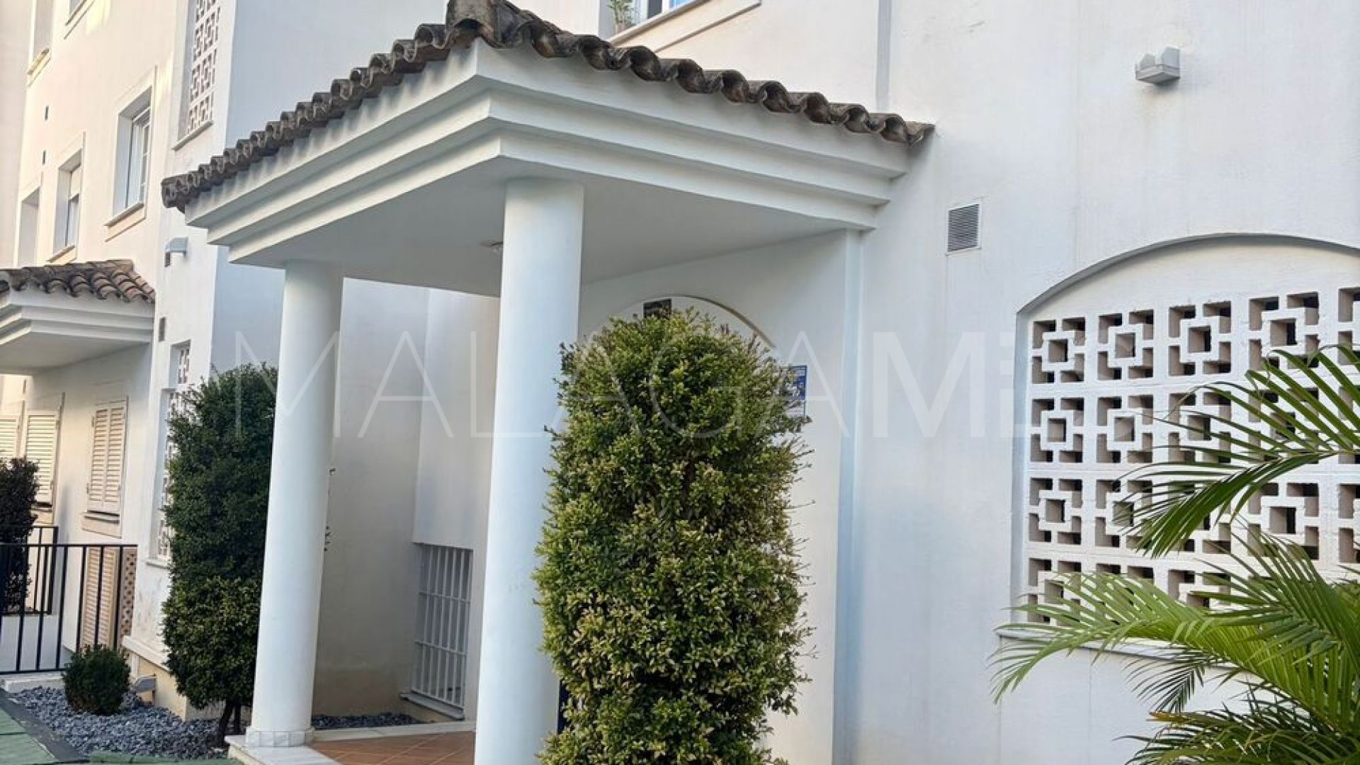 Lägenhet for sale in Las Lomas de Rio Real