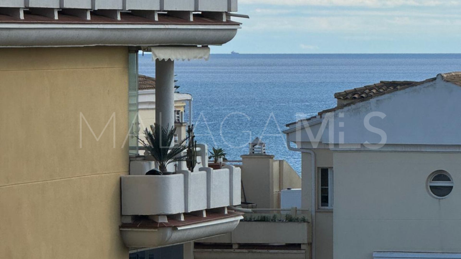 For sale ground floor apartment in Cabopino