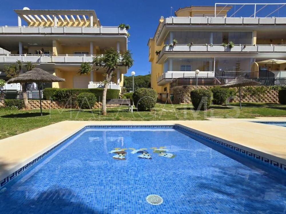 For sale ground floor apartment in Cabopino