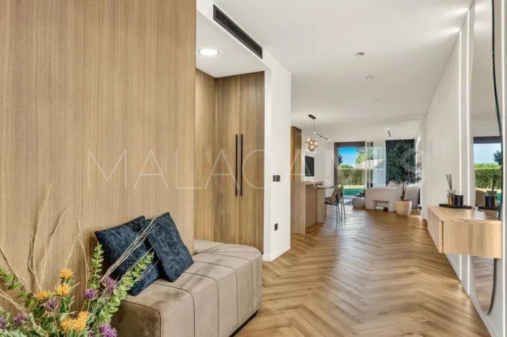 Markplanslägenhet for sale in Magna Marbella