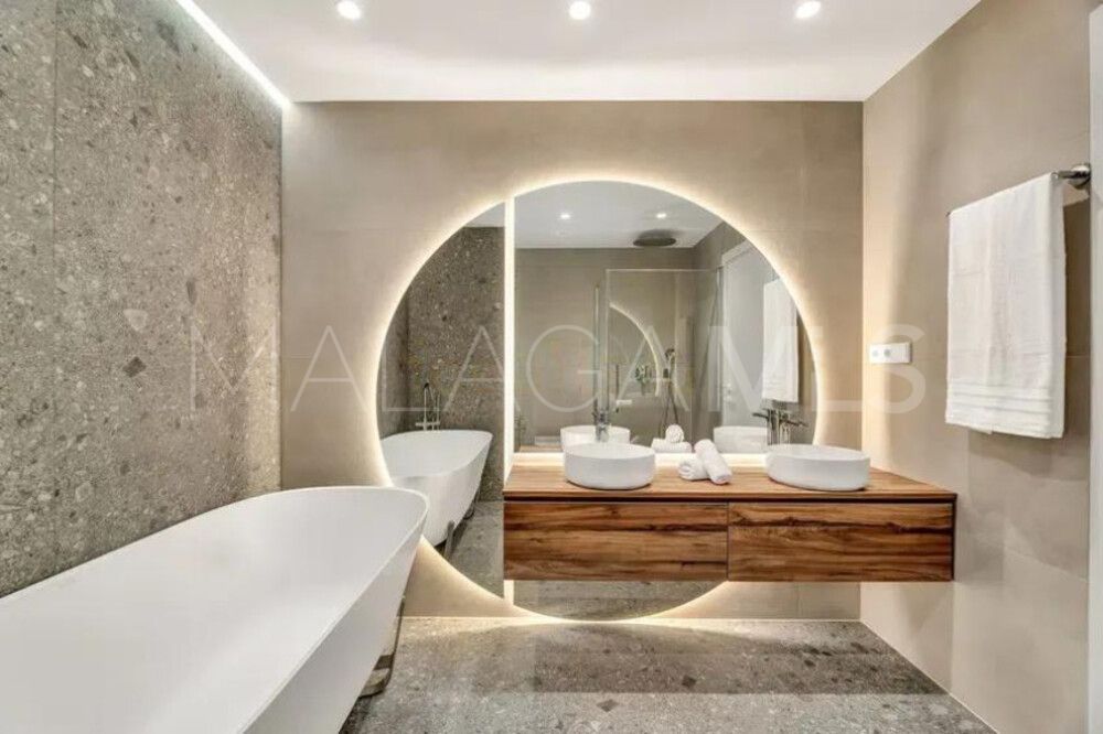 Markplanslägenhet for sale in Magna Marbella