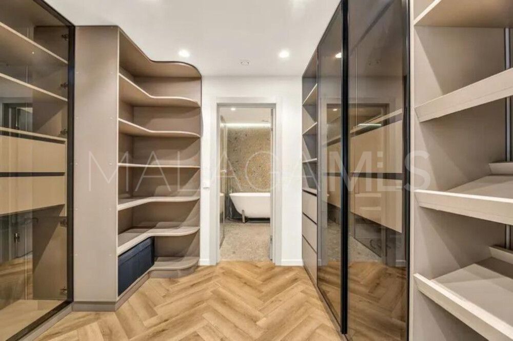Markplanslägenhet for sale in Magna Marbella