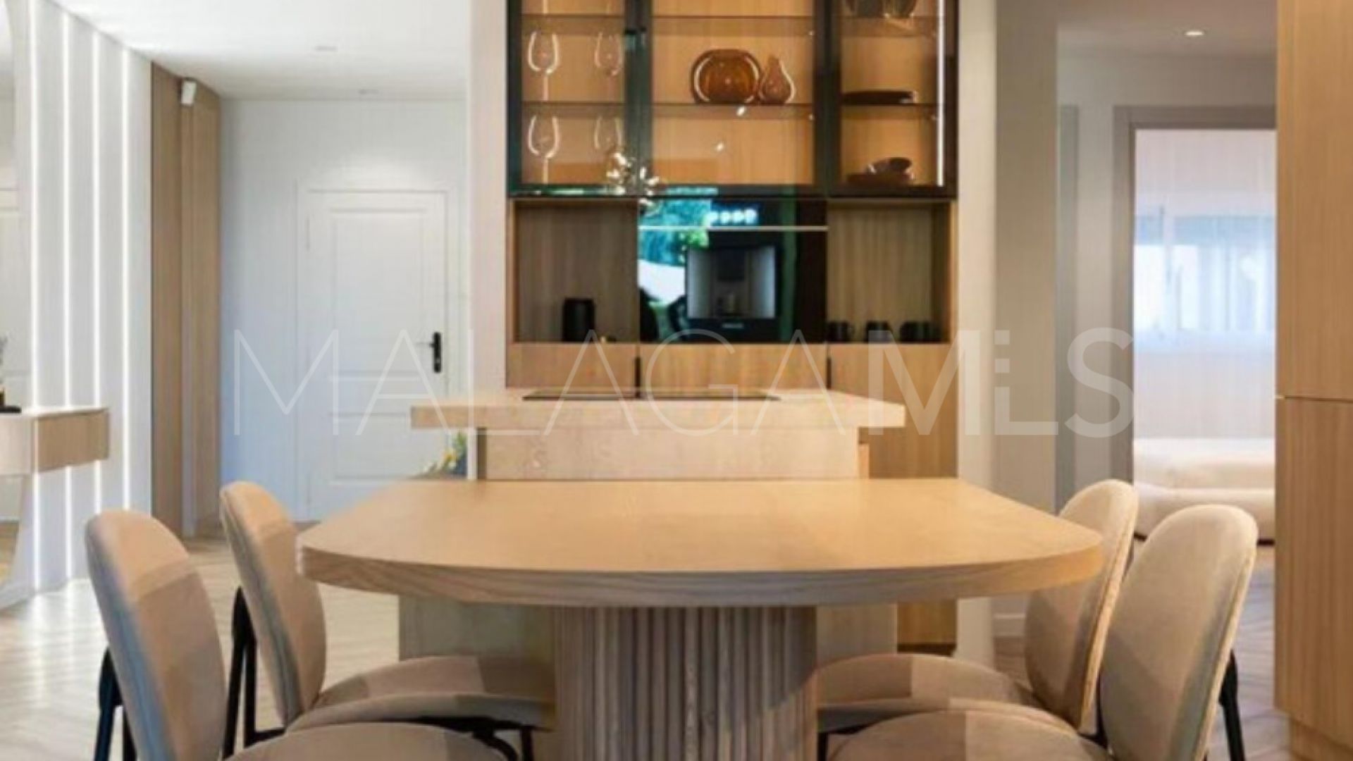 Markplanslägenhet for sale in Magna Marbella