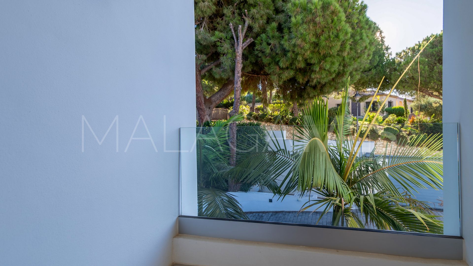 Villa for sale in Artola