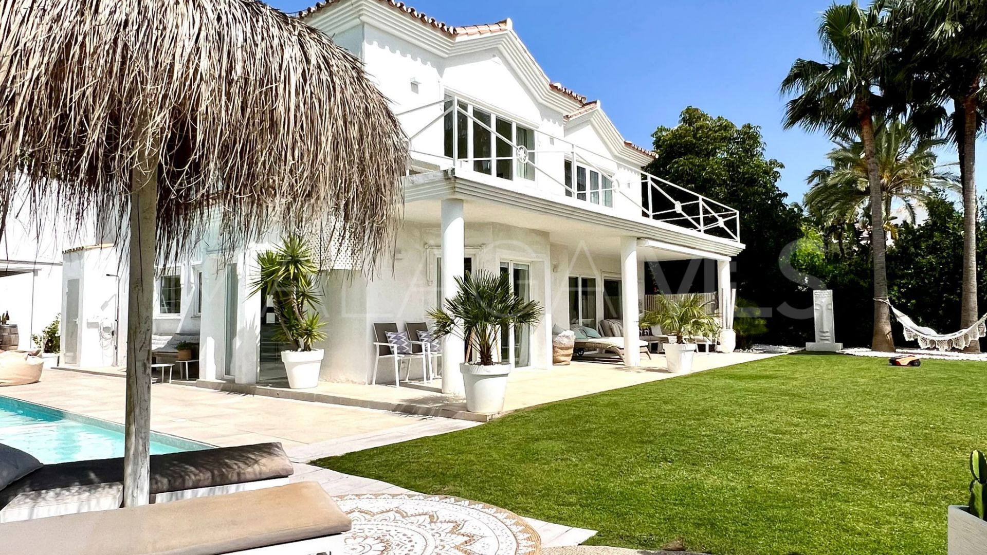 Villa for sale in Miraflores Golf