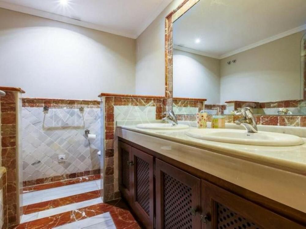 Markplanslägenhet for sale in Lomas del Rey