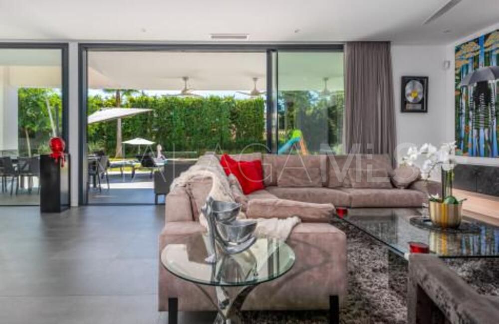 Villa for sale in Isdabe