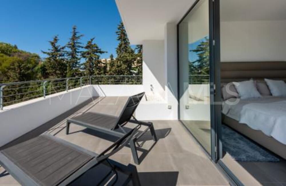 Villa for sale in Isdabe