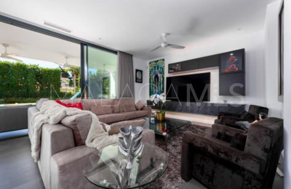 Villa for sale in Isdabe