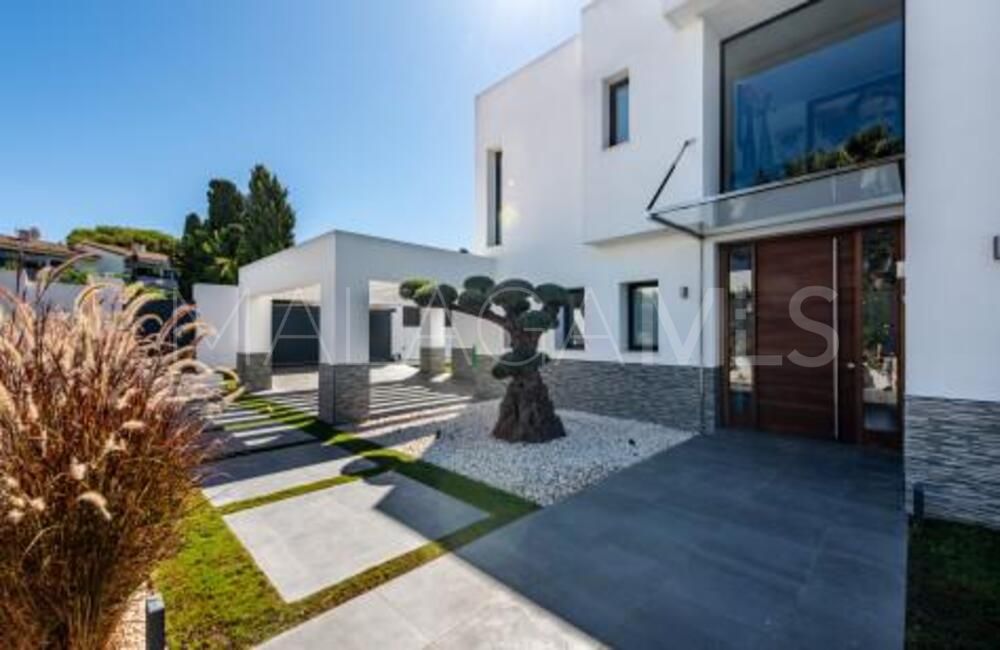Villa for sale in Isdabe