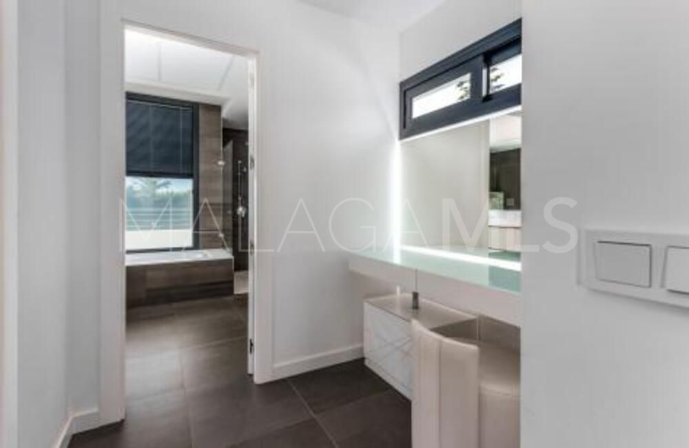 Villa for sale in Isdabe