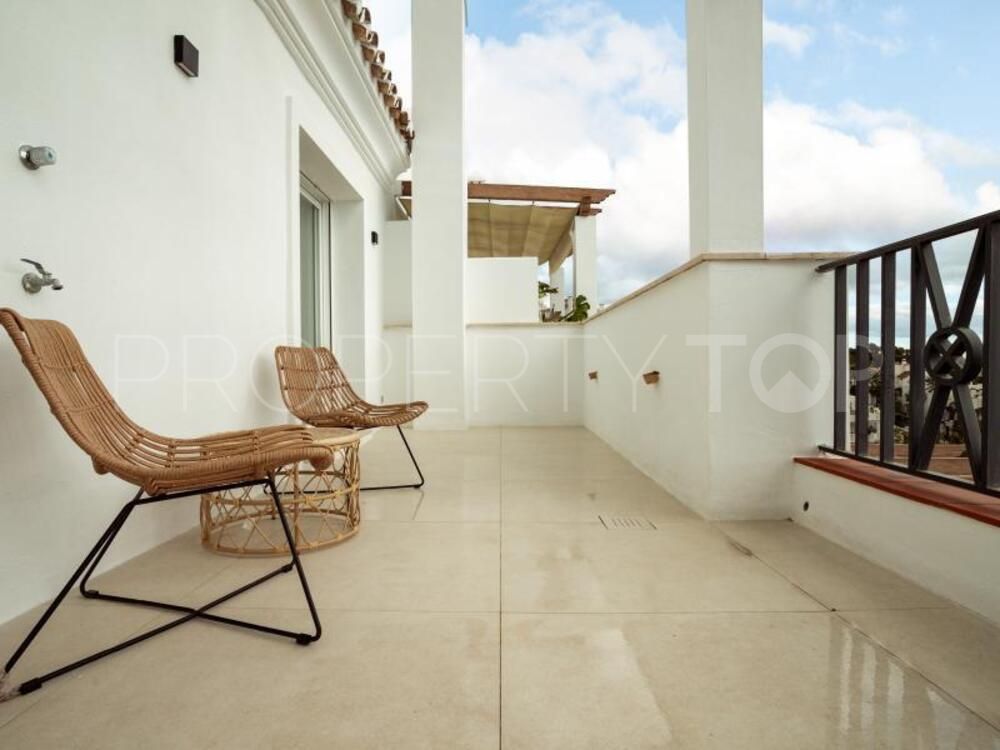 4 bedrooms Aloha Royal town house for sale