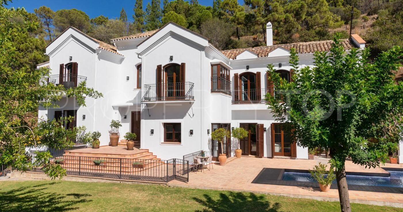 Villa con 6 dormitorios en venta en El Madroñal