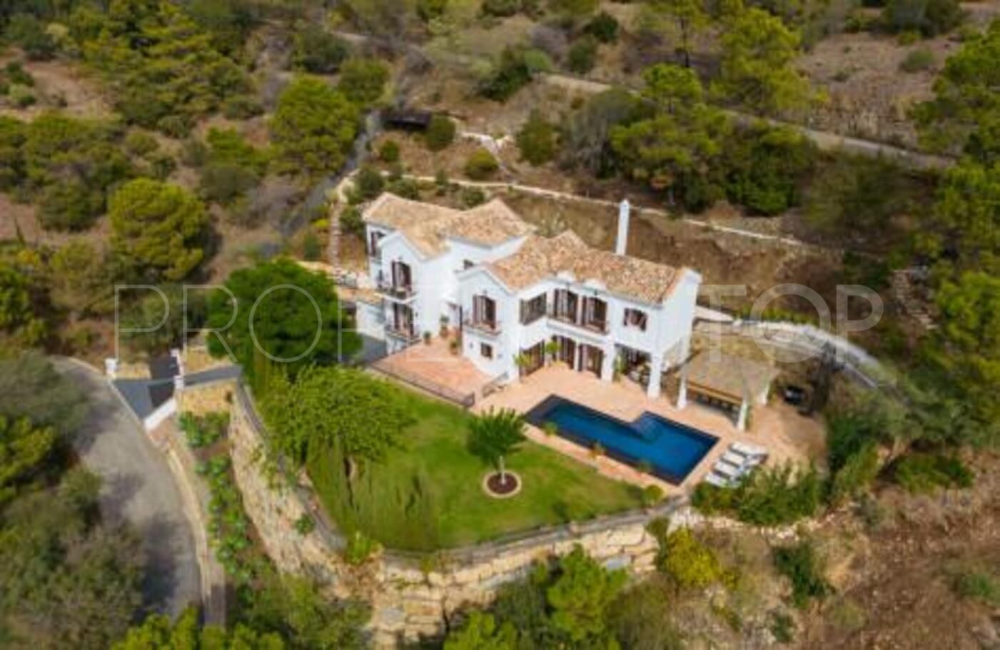 Villa con 6 dormitorios en venta en El Madroñal