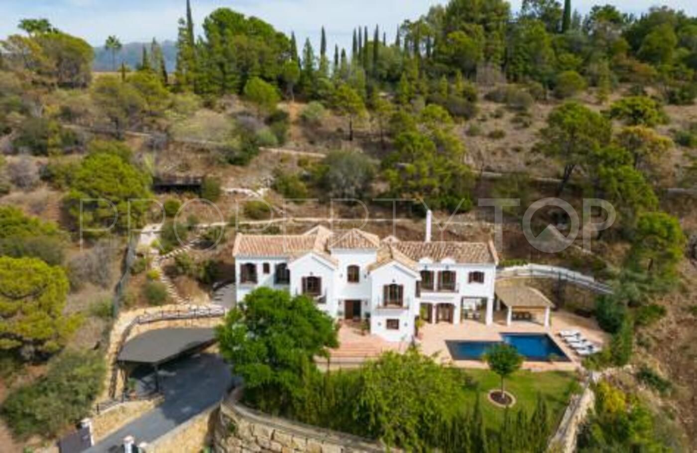 Villa con 6 dormitorios en venta en El Madroñal