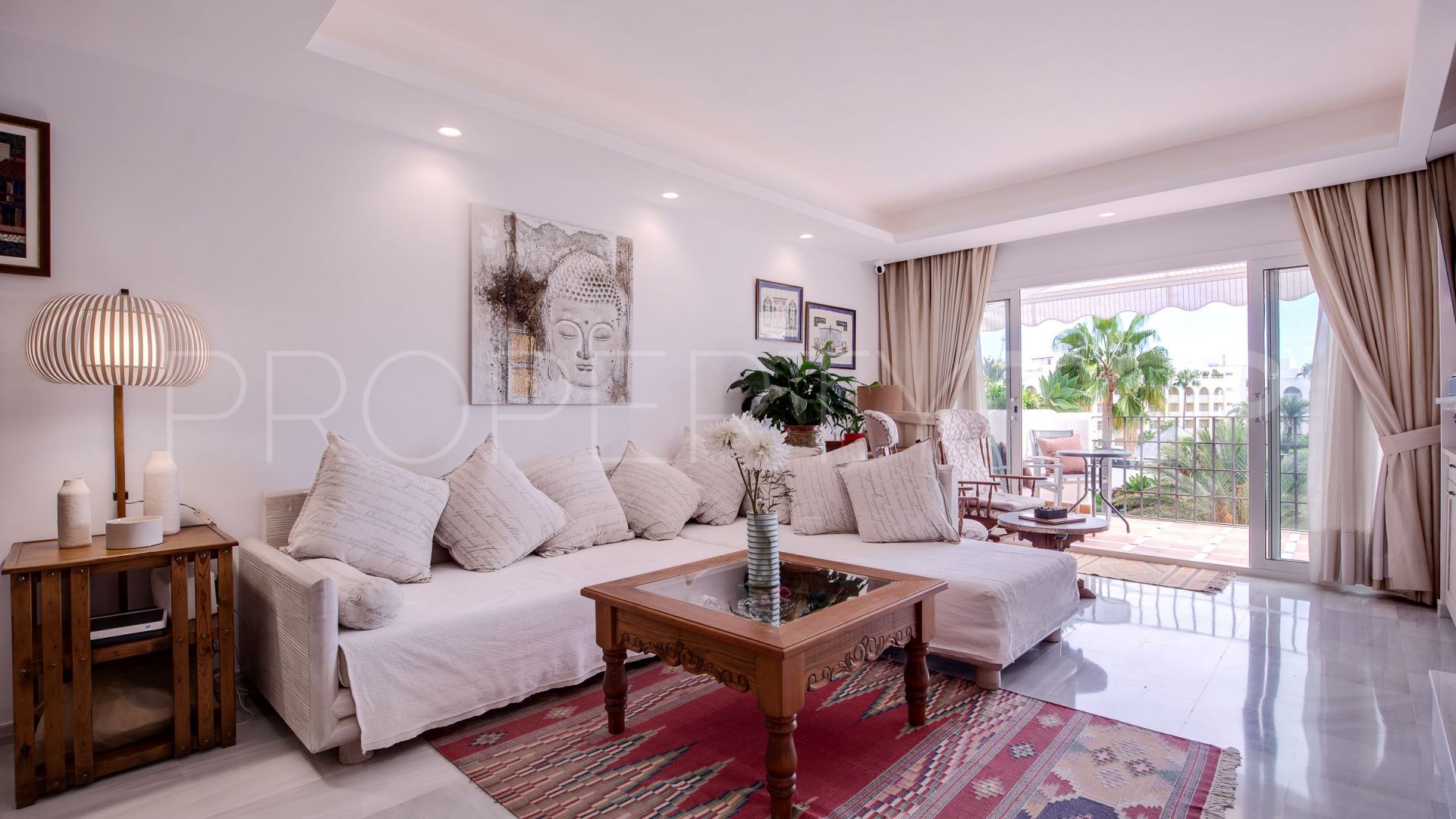 Atico duplex con 2 dormitorios a la venta en Marbella - Puerto Banus
