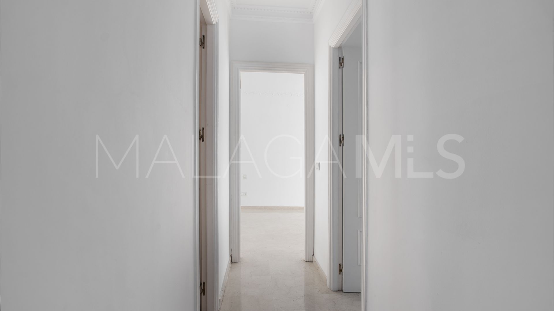 Los Naranjos Golf 4 bedrooms villa for sale