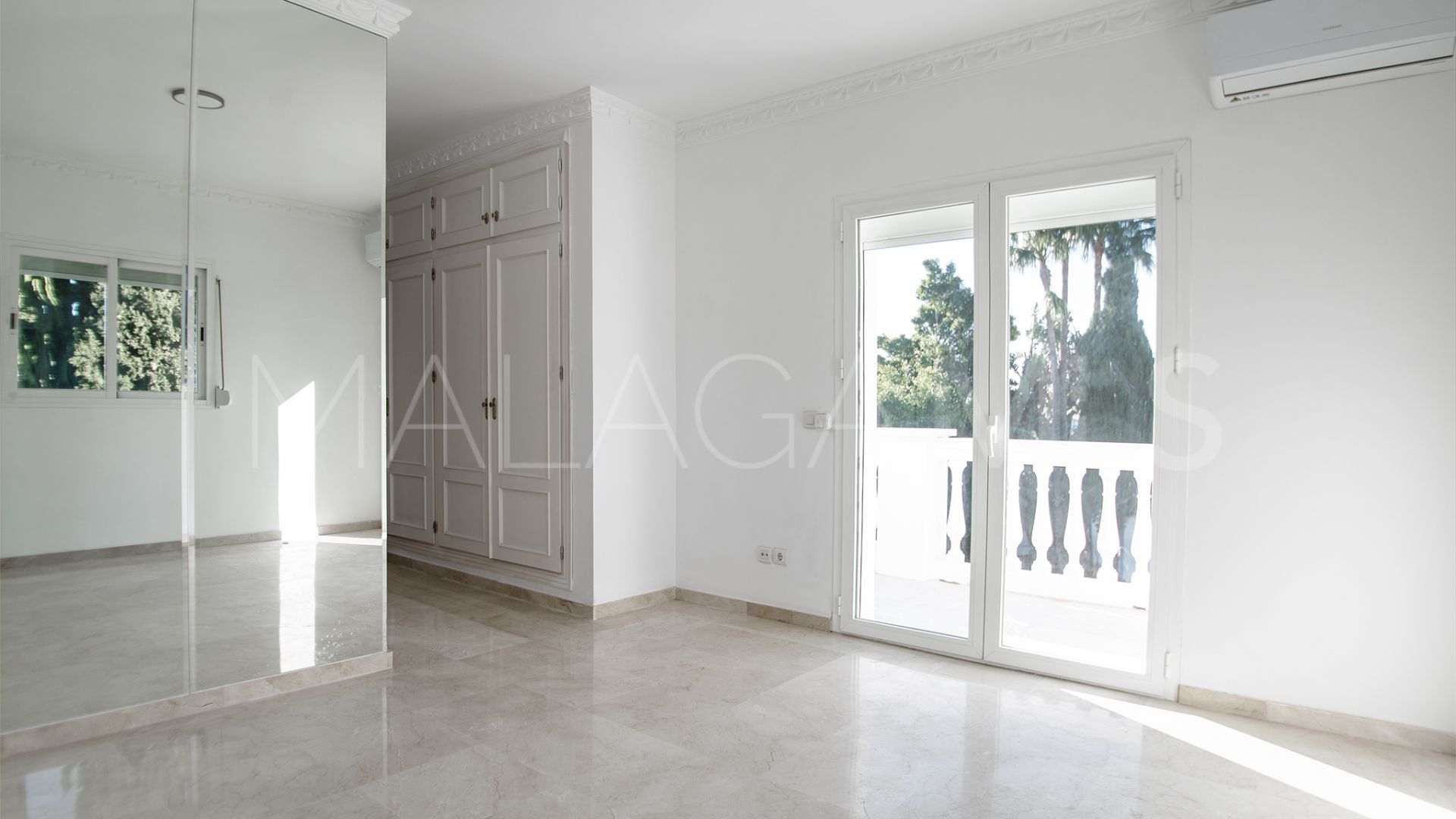 Los Naranjos Golf 4 bedrooms villa for sale