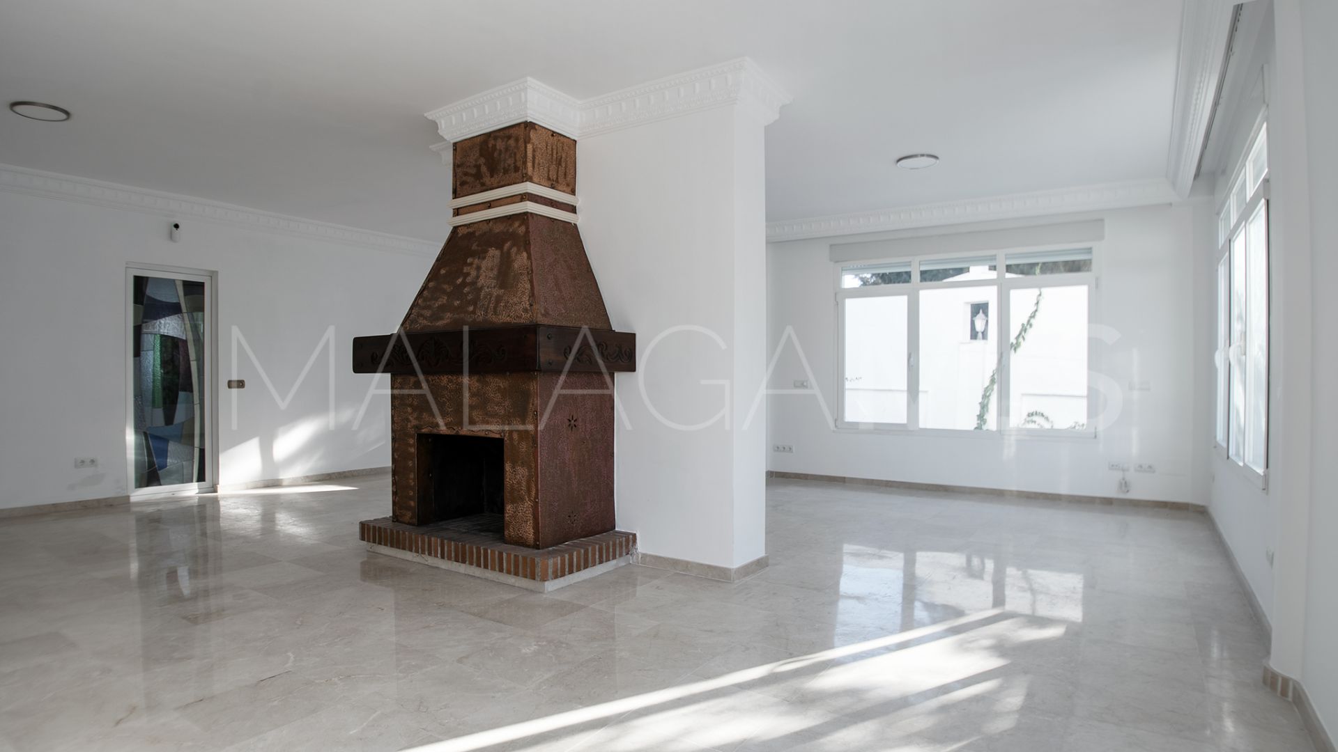 Los Naranjos Golf 4 bedrooms villa for sale