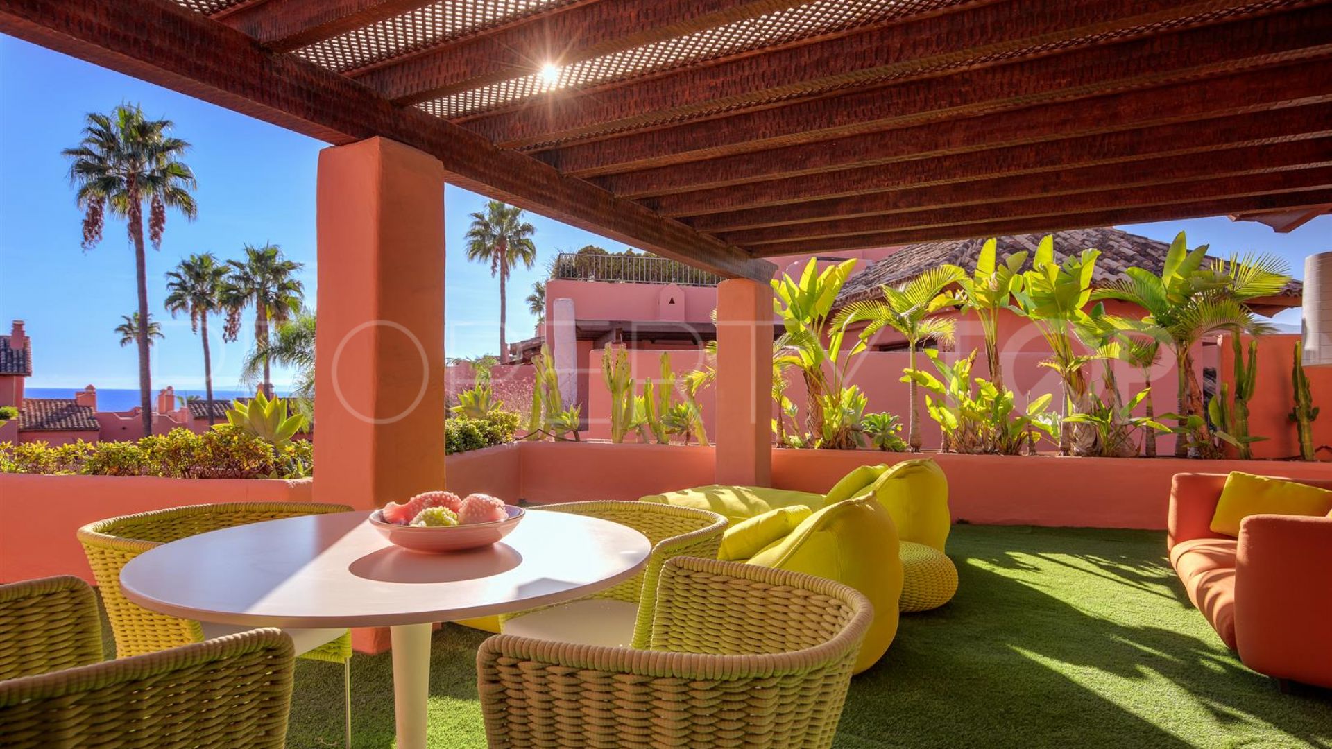 Duplex penthouse in Guadalmansa Playa for sale
