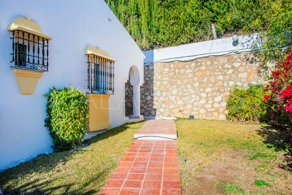 For sale Riviera del Sol semi detached house with 3 bedrooms