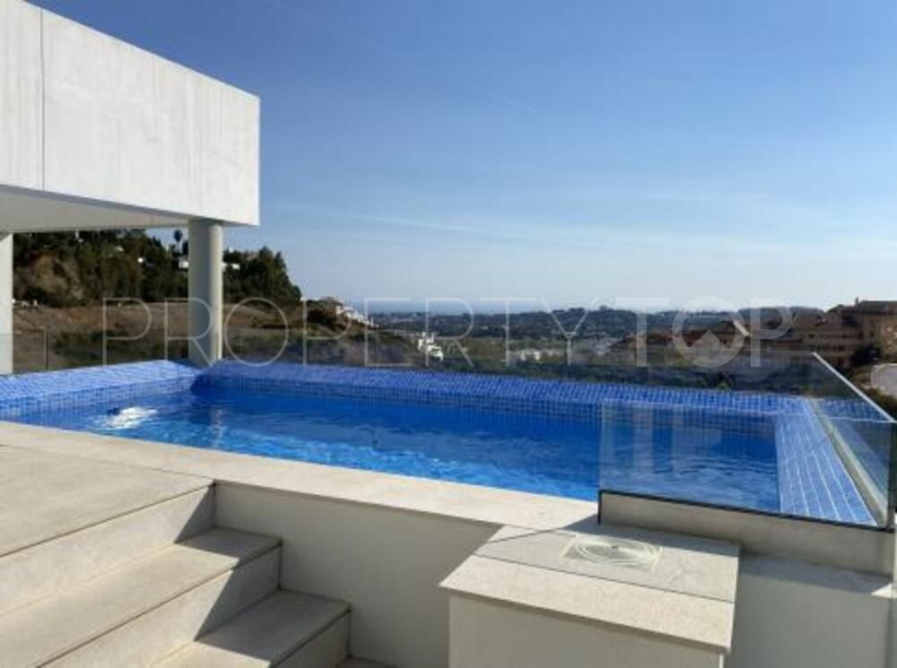 Apartamento en venta de 3 dormitorios en La Morelia de Marbella