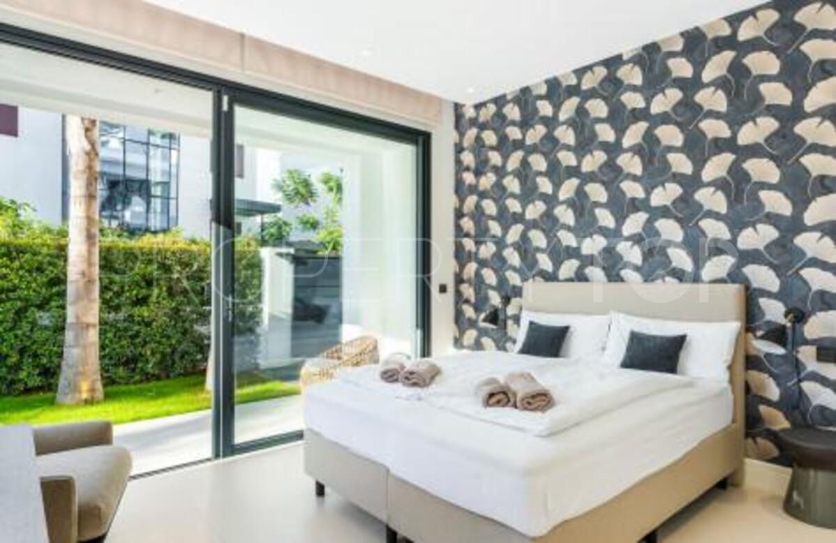 4 bedrooms Rio Verde Playa villa for sale