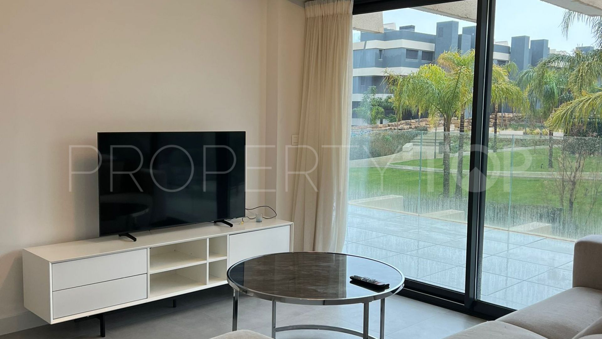 Ground floor apartment for sale in Oasis325